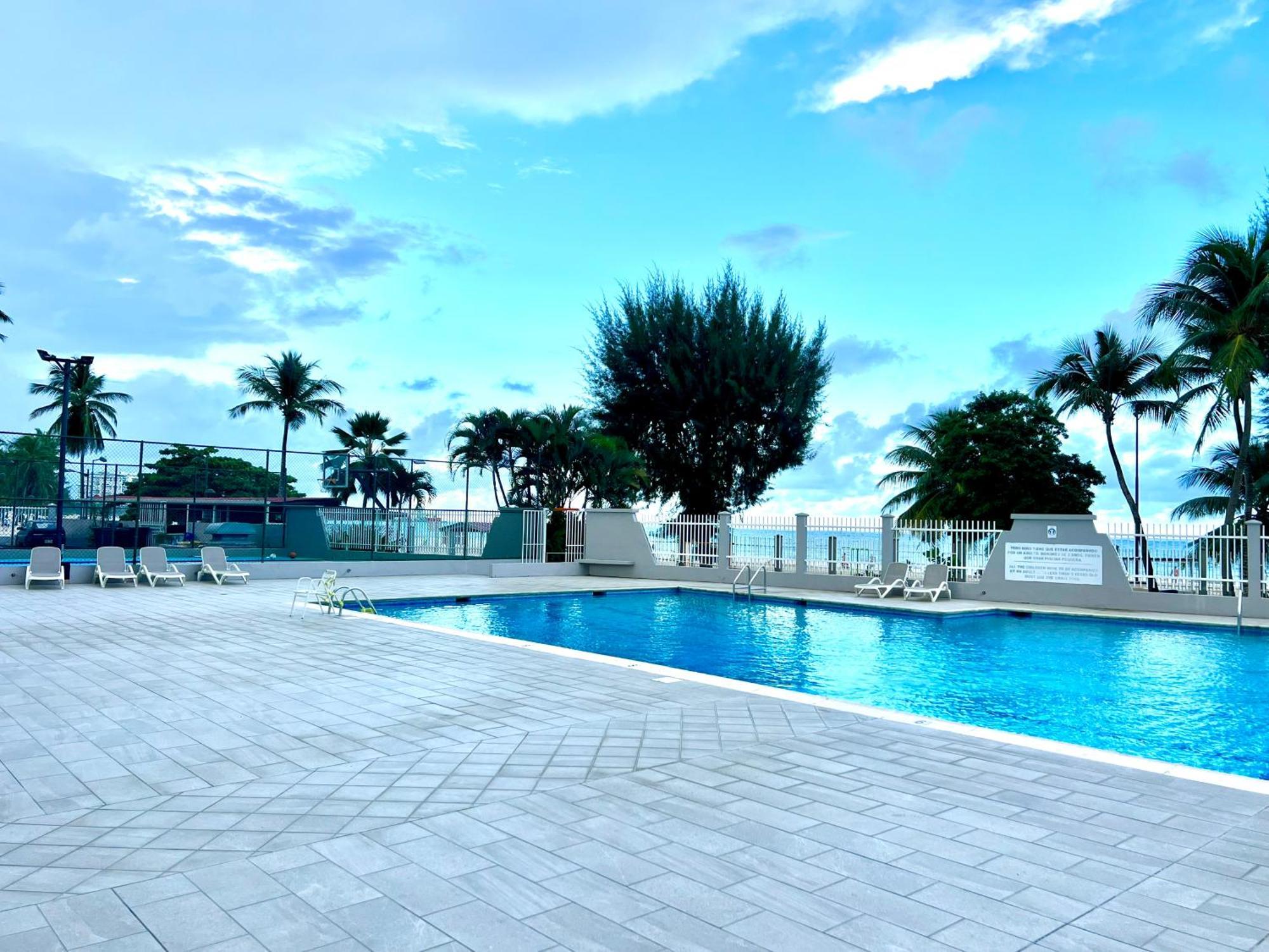 Ocean View Apt On Isla Verde In A 14Th Floor Сан Хуан Екстериор снимка