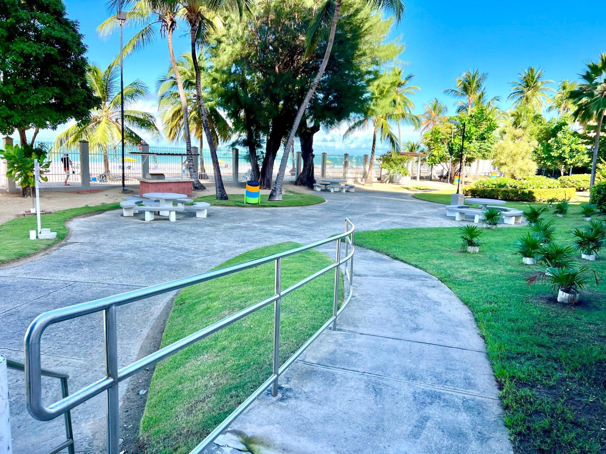 Ocean View Apt On Isla Verde In A 14Th Floor Сан Хуан Екстериор снимка